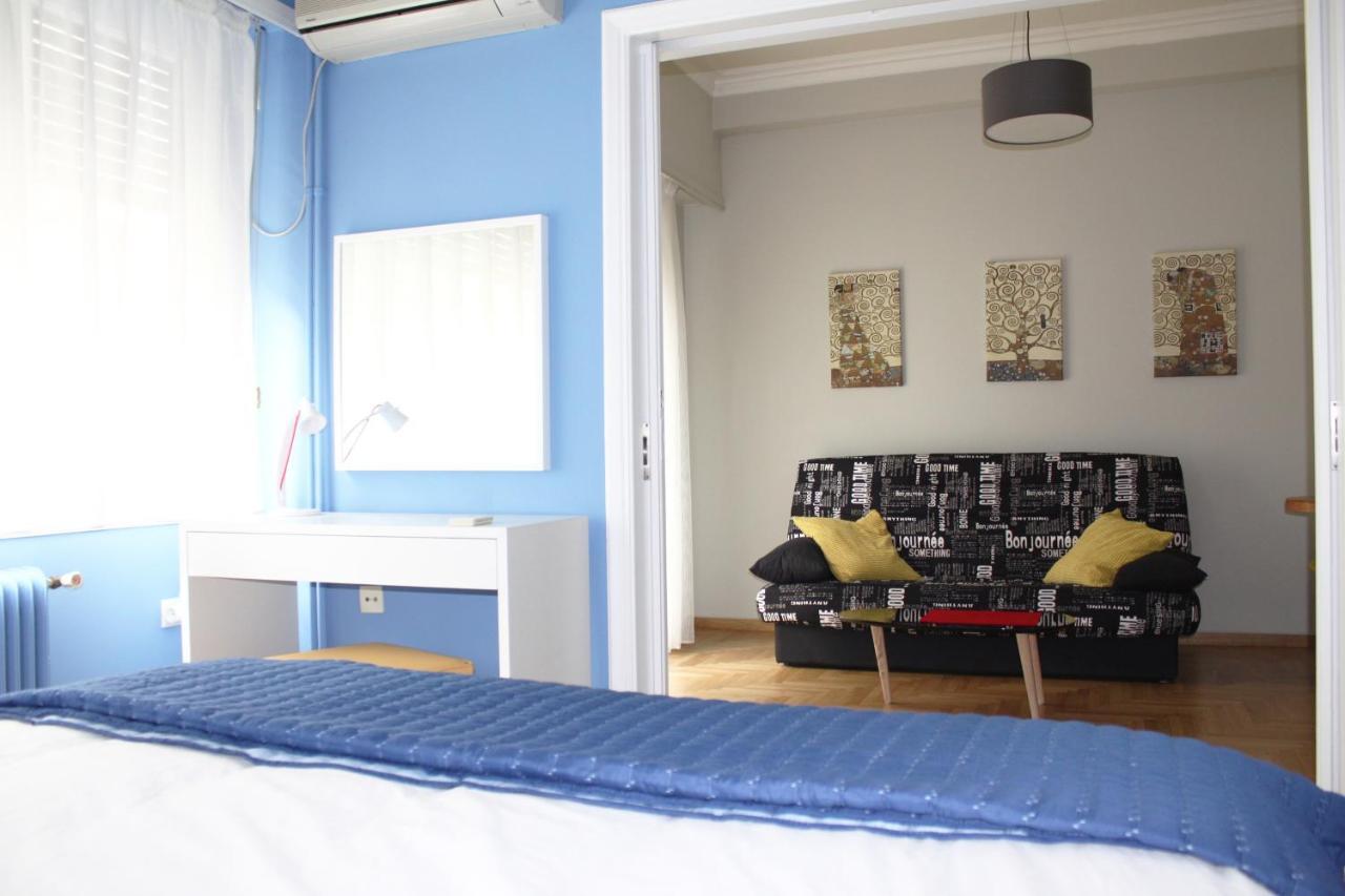 Cheery Apartment In The Center Of Athene Buitenkant foto
